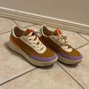 Sorel sneakers size 8.5